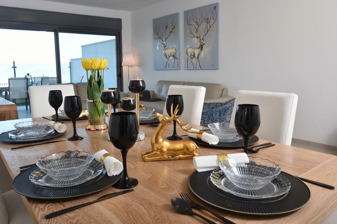 Ariston Luxury Garden Apartment With A Pool 티베리아 외부 사진